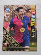 Robert LEWANDOWSKI - MOMENTUM UPGRADE - PANINI FIFA 365 2025 RARE 