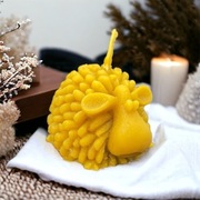 Świeczka z wosku pszczelego baranek Wielkanoc