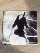 Liza Minelli - Don’t Drop Bombs.(Pet Shop Boys). Vinyl,7.