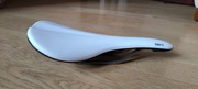 Siodełko Fabric Scoop Race Flat Titanium - Nowe