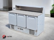 Arktic Stół chłodniczy do pizzy 3-drzwiowy z nadstawką i blatem granitowym 