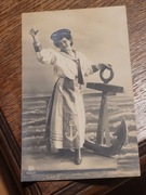 Kartka  dziewczyna w stroju marynarza 1908. Z okresu Cesarstwa Niemieckiego