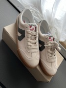 Buty 42 levi’s 27cm