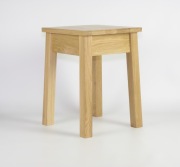 Stołek, taboret drewniany dębowy NW