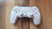 Pad biały Z8220, bluetooth PS4/PS3/PC,android, ios, stan idealny. Wibracje.