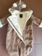 62. Brązowy kombinezon śpiworek z futerkiem Gap rozmiar 3-6 miesięcy