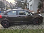 Sprzedam samochód Kia Rio z 2013 roku