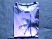 Sprzedam męską koszulkę w kolorze niebieskim mało co używana tanio zaprasza