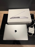 MacBook Pro (15-inch, 2018) i7-8750H, RAM 16GB, 256GB, Radeon Pro 555X