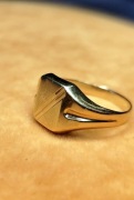Złoty sygnet męski 585 (14K) 2,2g r.17 – elegancki
