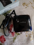 Uniwersalny pilot BroadLink RM4 Pro.