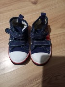Sprzedam buty dla chłopca 