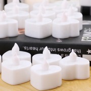 ZNICZ WKŁAD LED ELEKTRYCZNY ŚWIECĄCE SERCE 6 szt.