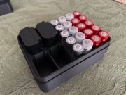 Pudełko, organizer do przechowywania baterii AA oraz Sony FZ100