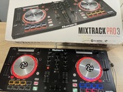 Konsola Numark mixtrack pro 3