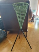 Kwietnik metalowy z żyłką