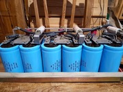 Bateria kondensatorów 4400 MFD 300V połączonych szeregowo-równolegle