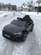 samochód na akumulator Audi SQ8 auto elektryczne dla dzieci