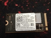 NVMe M.2 2550 PCIe Gen4x4 512GB