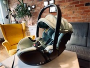 Britax Romer BABY SAFE 5Z 0-13kg wraz z bazą obrotową