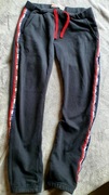 Spodnie joggery levi's roz. 164