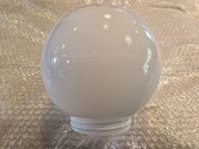 Klosz szklany, wkręcany. Kula z gwintem PRL