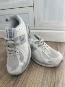 Buty-New Balance 1906 -roz-38
