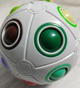 Magiczna kula łamigłówka kostka do układania.