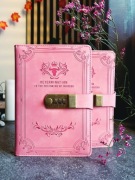 Różowy notes vintage z zamkiem szyfrowym – A5 || idealny na prezent