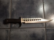 Nóż myśliwski taktyczny