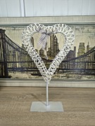 Dekoracja stojąca – serce wiklinowe / plecione, styl rustykalny