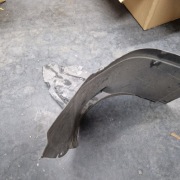 Nadkole VW 1K0805911K Golf V R32