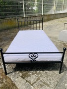 Łóżko używane stalowe 