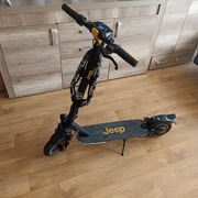 Hulajnoga elektryczna Jeep 