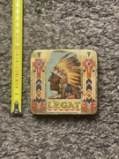 Zabytkowa puszka po papierosach LEGAT 1920 USA stara metalowa papierośnica