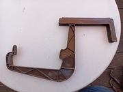 Uchwyt plastikowy do skrzynki balkonowej 