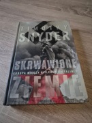 Skrwawione ziemie Timothy Snyder