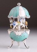 Karuzela z konikami unikatowa pozytywka kolekcja Keren Kopal Faberge