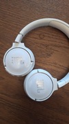 Białe słuchawki nauszne JBL Tune 600 BTNC