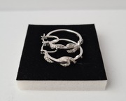 Srebrne kolczyki z diamentami białymi i czarnymi