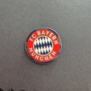 Pin przypinka herb FC Bayern Munchen Monachium Bundesliga Metal