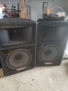 Kolumny estradowe Yamaha