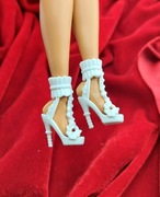 Buty dla lalki Barbie białe