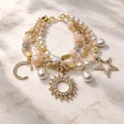 3 Bransoletki biale ecru bezowe perly zlote  krysztaly ksiezyc cyrkonie