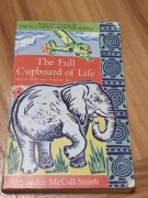 The Full Cupboard of Life. Alexander McCall Smith. 