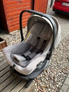 Sprzedam używany fotelik NUNA Pipa Next + baza Isofix - do 13 kg. 