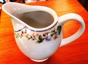 mlecznik LINEA  dzbanuszek na mleko w kwiatki