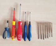 WKRĘTAKI izolowane śrubokręty precyzyjne ZESTAW 12 SZTUK płaskie krzyżakowe