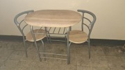 stół i dwa krzesła, meble balkonowe, stoli kawowy