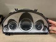 Mercedes E W207 W212 licznik prędkościomierz A2129001710